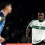 Grêmio vence Coritiba no fim, e Botafogo fica cinco pontos acima do Z-4 do Brasileirão