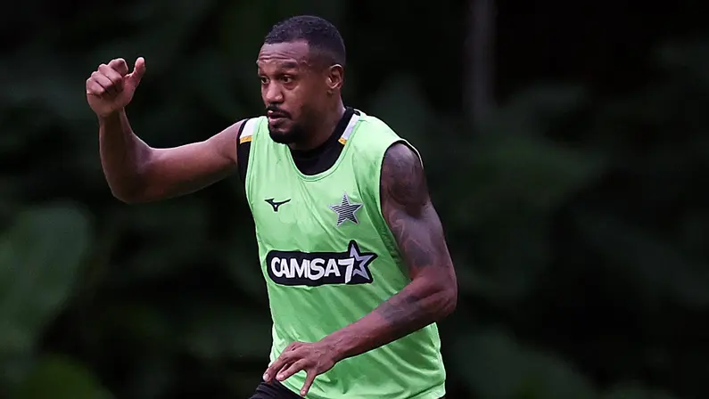 Edenílson no treino do Botafogo | Outubro 2026