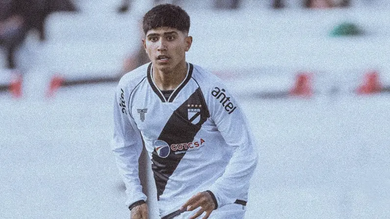 Mateo Peralta, meia do Danubio