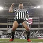 Tiquinho Soares decide e celebra primeiro gol pelo Botafogo em retorno: ‘Passa um filme na cabeça’