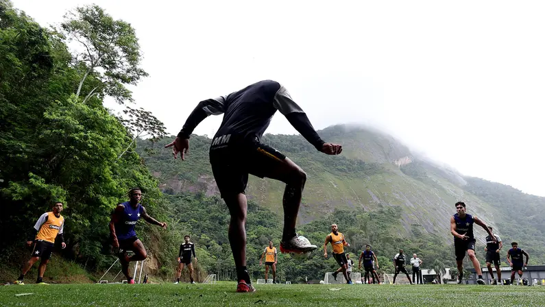 Apresentadora: ‘Me parece que os jogadores do Botafogo acharam que o campeonato já acabou’