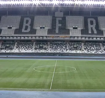 Vasco deve mandar clássico contra o Flamengo no Estádio Nilton Santos, do Botafogo