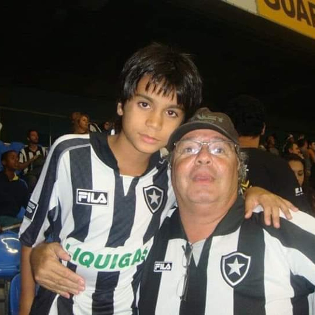 Reinier provoca Botafogo e alvinegros lembram “passado botafoguense” do  ex-Flamengo