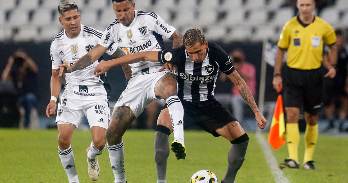 Con feo fallo de Douglas Burges, Botafogo pierde 1-0 ante Atlético MG