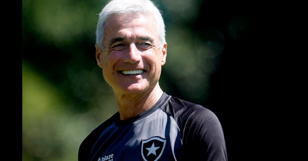 Se espera que el entrenador del Botafogo, Luis Castro, se haga cargo de la selección brasileña después de su eliminación en la Copa del Mundo.