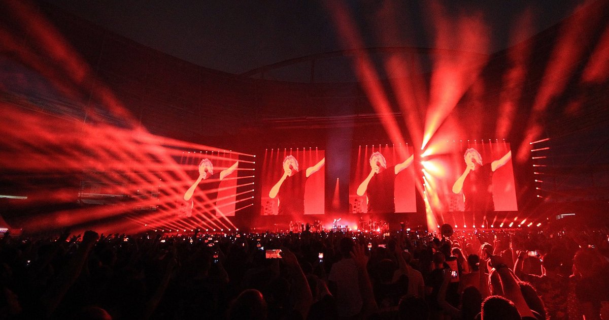 Roger Waters’ show at Nilton Santos Stadium in Botafogo was a huge success