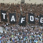 Botafogo aparece empatado com Fluminense, Bahia e Vitória em ranking de torcidas
