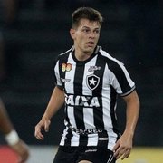 Emprestado pelo Atlético-PR, João Pedro está fora dos planos do Botafogo