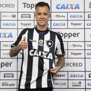 Ferrareis é apresentado no Botafogo, se diz polivalente e afirma: &#8216;Gosto de desafios&#8217;