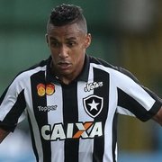 Ponte Preta envia oferta e Botafogo estuda empréstimo de Arnaldo