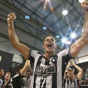 Vôlei: principal jogador do Botafogo no título da Superliga B, Lorena renova por mais uma temporada