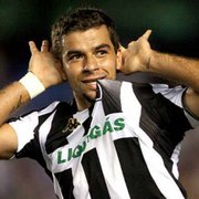 Alvinegro de coração, André Lima relembra vitória sobre o Goiás no Serra Dourada em 2009