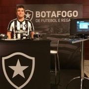 Diretor de marketing do Botafogo promete festa para novos uniformes Kappa: 'Expectativa é lançar diversas linhas'