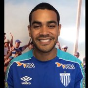 (OFF) Ex-Botafogo, atacante Brenner deixa o Goiás e é anunciado pelo Avaí