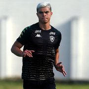 Interesse do Porto B agrada, e Fernando não deve renovar com o Botafogo no fim do ano