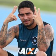 Leandro Carvalho explica passagem apagada pelo Botafogo: &#8216;Não me adaptei ao Rio de Janeiro&#8217;