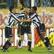 Lembra dele? Luizão foi o único penta a atuar pelo Botafogo e teve passagem curta e movimentada