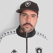 Coronavírus: fotógrafo do Botafogo e de mais 19 clubes defendem isolamento social e alertam sobre fake news