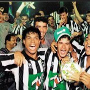Globo exibe domingo título brasileiro de 95 do Botafogo no Rio e mais 11 estados; narrador relembra