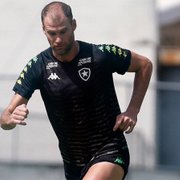 Ex-Botafogo, Carli interessa a três clubes argentinos e se aproxima de acerto com Unión Santa Fé