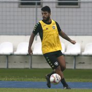 Após saída, Leandrinho recebe proposta da Moldávia; Botafogo vai recorrer de liminar