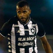 Negociação de Alex Santana com Ludogorets não tem relação com zagueiro na mira do Botafogo