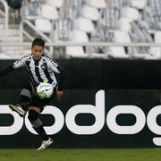 Titular pela primeira vez, Lecaros tem lesão no tornozelo e desfalca Botafogo contra o Cuiabá