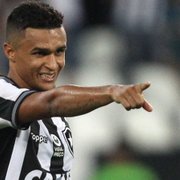 Clube chinês pede mais de R$ 15 milhões por Erik; Botafogo recusa