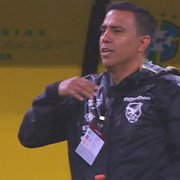 Técnico César Farías insiste em vir para o Botafogo; Vojvoda pode ser plano B