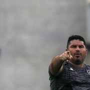 Escalação do Botafogo: Barroca confirma time com Cícero, Nazário e Kalou para enfrentar o Athletico-PR