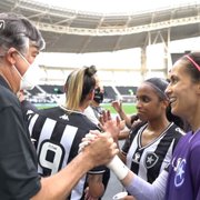 Durcesio promete que jogos finais da equipe feminina do Botafogo serão no Nilton Santos