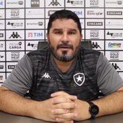 Técnico do Botafogo, Barroca lamenta morte de Renê Weber: ‘Grande referência para todos nós’