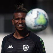 Apesar de ter contrato longo, Neneco Rentería pode sair do Botafogo em fevereiro