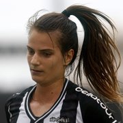 Futebol feminino: destaque do Botafogo, Chai vive expectativa de jogo decisivo com Bahia