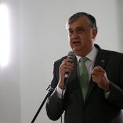 Na busca por CEO do Botafogo, Durcesio recebe representantes de empresa que selecionará candidatos