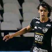 Hora da joia? Sem Pedro Raul, Matheus Nascimento deve ganhar mais espaço no Botafogo