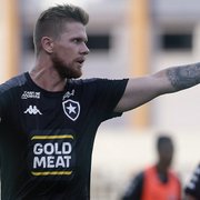 Escalação do Botafogo: Forster entra, e Kalou pode ser barrado contra o Vasco; Warley, Lecaros e Rhuan disputam vagas