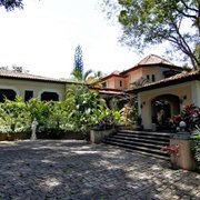 Gasto de R$ 70 mil mensais e uso da mansão de Dona Therezinha: Botafogo feminino colhe frutos de bom planejamento