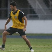 Botafogo: Marcinho e Gilvan são regularizados e podem jogar na Copa do Brasil