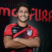 Ex-Botafogo, Marcinho é novo reforço do Athletico-PR