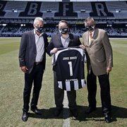 Da incerteza ao mérito… Diretoria muda Botafogo em dez meses