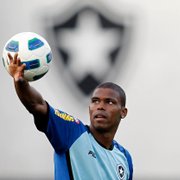(OFF) Ex-Botafogo, Maicosuel vira alvo de clube da Série D e pode voltar a jogar após três anos
