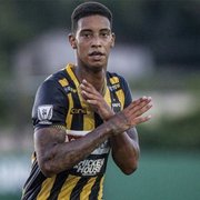 Botafogo e mais três clubes fazem proposta por Alef Manga; Volta Redonda não libera