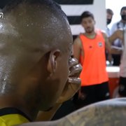 VÍDEO | Bastidores de Botafogo 4x0 Macaé tem ‘profecia’ de Chamusca para Matheus Nascimento e emoção de Guilherme Santos