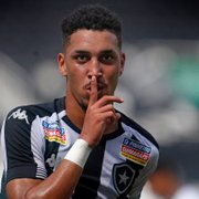 Joia de R$ 290 milhões, Kauê revela objetivos no Botafogo e vive sonho do tio: &#8216;Todos os meus gols são para ele&#8217;