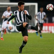 Botafogo: com 11 jogos a menos, Luís Oyama supera participações em gols e números da Série B 2020