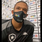 Em papo com a torcida, Diego Loureiro elege mais feios e o mais resenha do Botafogo: ‘Rafael Carioca deixa o vestiário mais engraçado’
