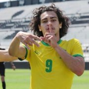 Matheus Nascimento, do Botafogo, marca duas vezes em amistosos pela Seleção Brasileira sub-17 contra o Paraguai; veja os gols 〽️🔥