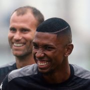 Sandro elogia Joel Carli e revela que Atlético-MG o consultou sobre Kanu, do Botafogo