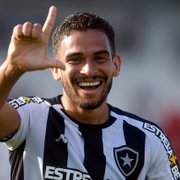 Marco Antônio celebra vitória e fase no Botafogo: &#8216;Vivendo muitas alegrias com essa camisa do Fogão&#8217;